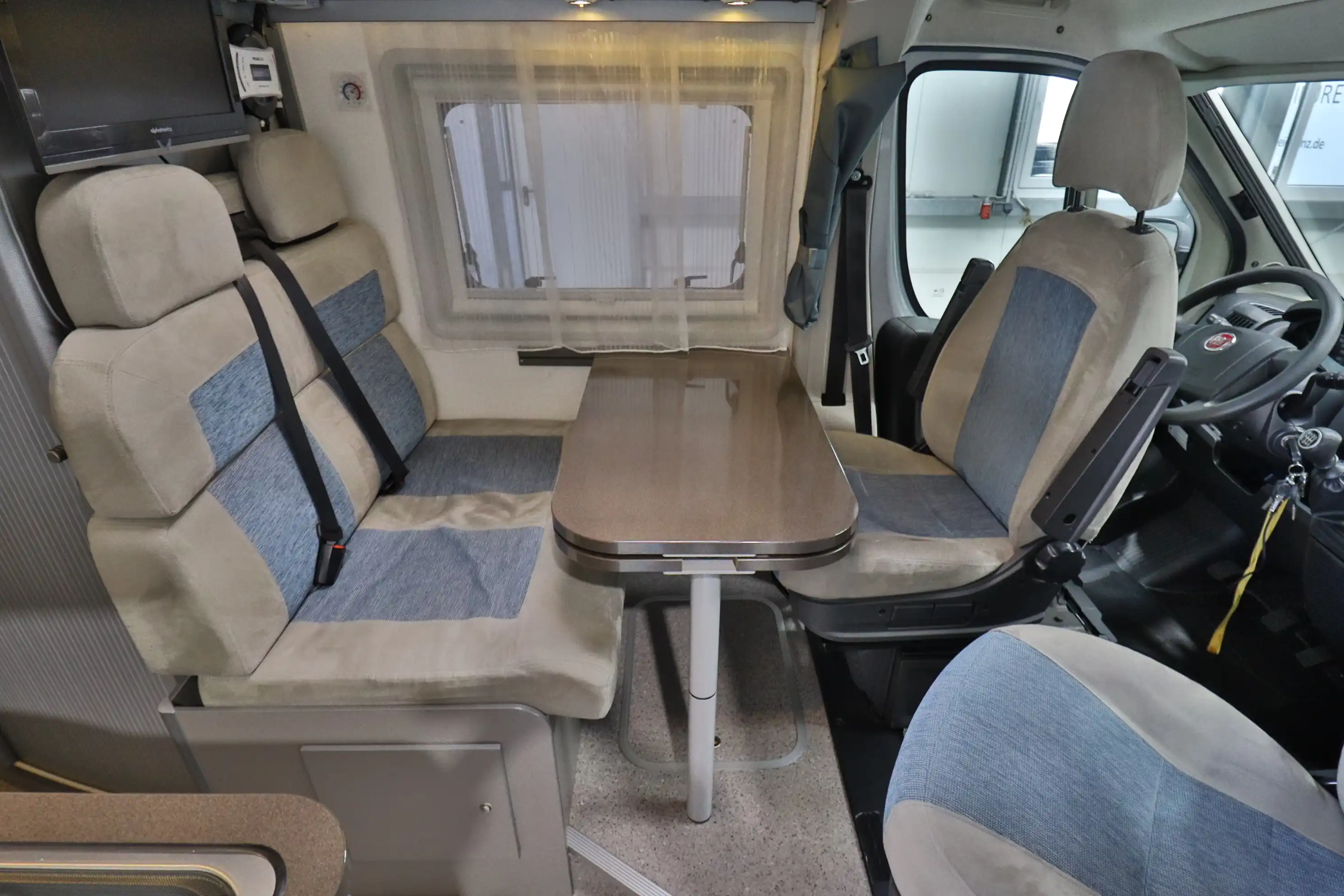 ADRIA TWIN 600 SP TITAN